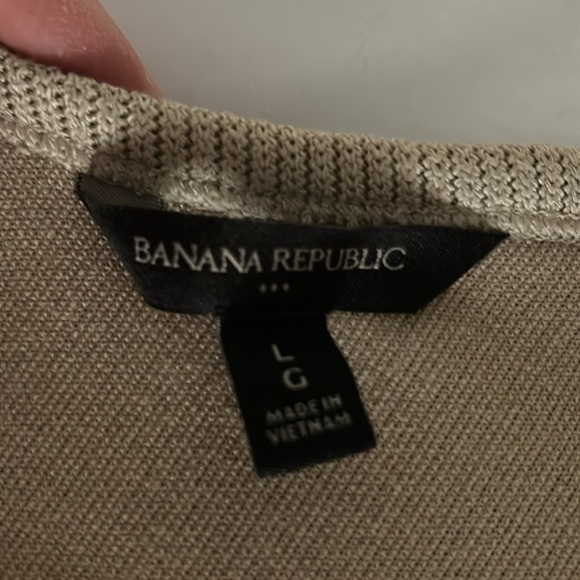Banana Republic: Sand/beige colored, one sleeve, cropped tank. - Picture 2 of 3